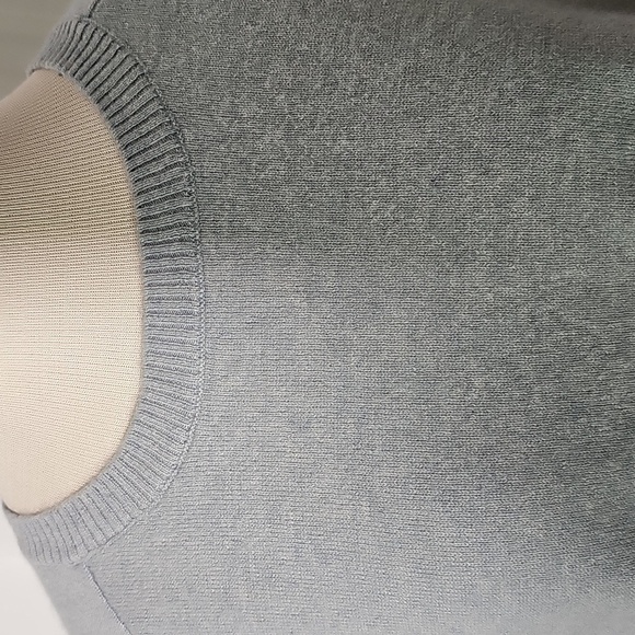 REPEAT SILVER ADITION Gray Women's Cashmere Sweater, with White Trimed Botton M - Picture 2 of 9